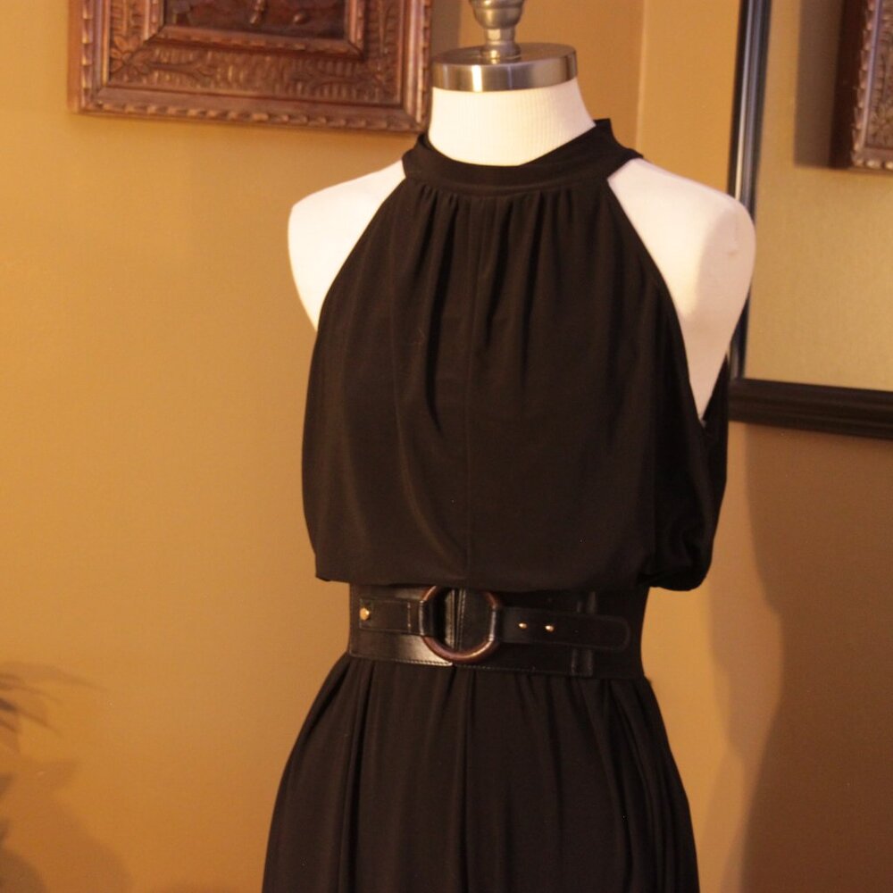 Express Loose and Relaxed Fit Stretchy Jumpsuit - Picture 2 of 7